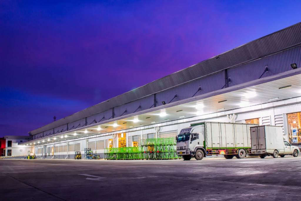 logistic MJR (11).jpg