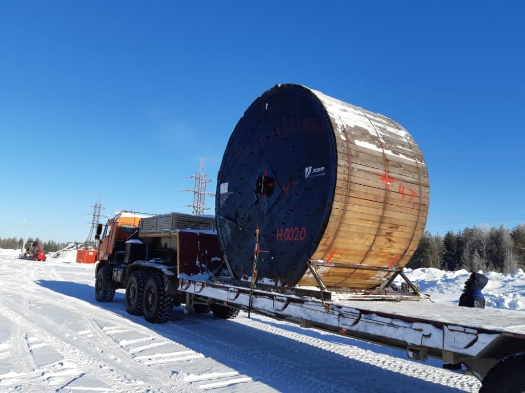 перевозка_негабаритного_груза_катушки_гнкт перевозка_негабаритного_груза_катушки_гнкт