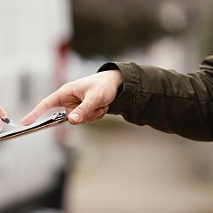 Таможенный досмотр: как проходит и что важно учитывать