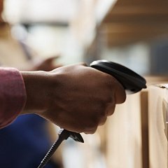 Таможенный осмотр: как проходит и в чем отличие от досмотра